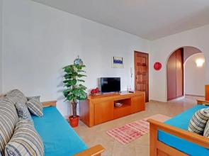 PRAIA DA ROCHA CENTRAL WITH POOL by HOMING