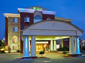 Holiday Inn Express Hotel & Suites Lexington-Downtown by IHG