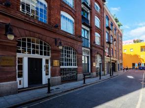 Warehouse Loft in London Bridge