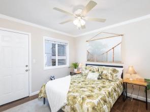 Cleveland 16 by Avantstay Modern, Breezy Comfort in San Diego!