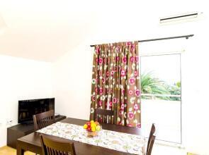 Apartment with One Bedroom in Dubrovnik, with Wonderful Sea View, Furnished Terrace And Wifi - 300 M From the Beach