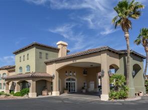 Best Western Plus A Wayfarer's Inn And Suites