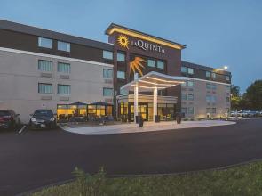 La Quinta Inn & Suites Portland
