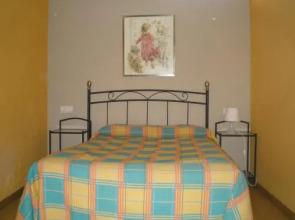 Apartamentos Turísticos Reyes Católicos