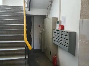 Hot Riga Ernestines 7-3 Enjoy The Feel Of Home And History!