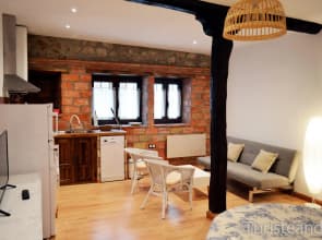 Apartamento Llerandi A: Céntrico y completamente reformado