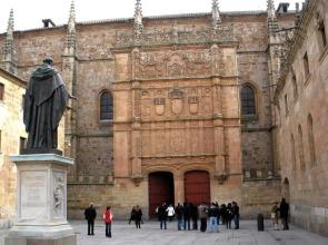 Stunning Apartment for 8 people in Salamanca City by Batuecas