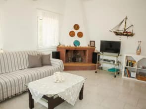 #FLH - Traditional House 1, Kastri