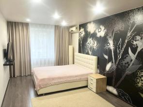 Apartments on Topolinaya street 50