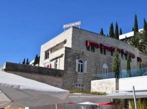 Boutique & Beach Hotel Villa Wolff