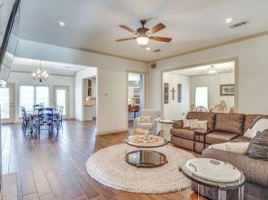 Private Hot Tub & Patio: Golf Retreat in Canyon!