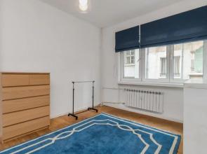 That 70's Apartment ~ Top Center with Balcony