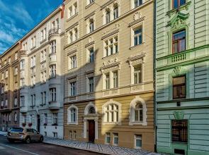 Residence Dobrovskeho 30