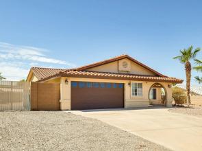 Sunny Bullhead City Retreat w/ Pool!