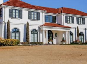 Cozy Winter Respite Haven Minutes to Center