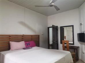 E-Town City Guest House