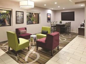 La Quinta Inn & Suites San Diego Seaworld/zoo Area