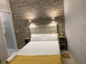 Yellow Centro La Latina Plaza Mayor