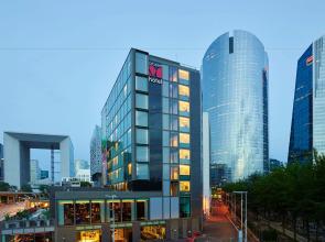 citizenM Paris la Défense