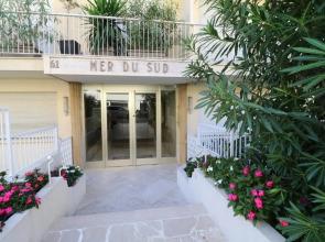 Amazing Sea View 2 Bedroom Front of the Beach 303