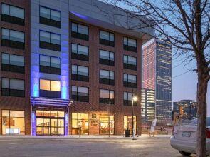 Holiday Inn Express Tulsa Downtown - Arts District