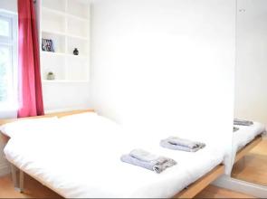 Spacious 2 Bedroom Apartment in Trendy Dalston