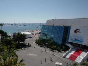Cannes - Croisette - Palais des Festivals