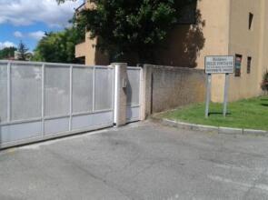 Joli Studio Avec Jardinet