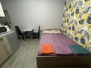 Apartments on Verkhnenolnaya street 21