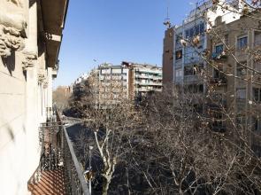 AB Eixample Viladomat Apartments