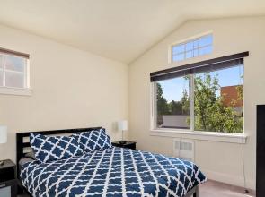 Seattle Vacation Home: The Parsonage