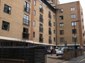 The Bateman's Shoreditch 2 Bed Flat by BaseToGo