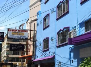 Richman Poorman Guesthouse