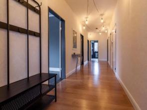 zentrales 130 qm Design-Appartement mit Extras