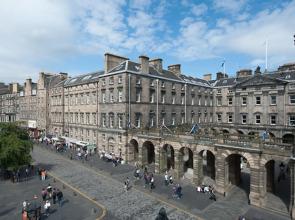 Parliament Apartment