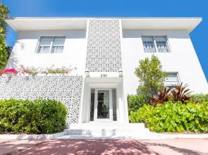 Kasa Collins Park Miami Beach Convention Center