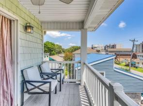 Walk to Seaside: North Myrtle Beach Gem w/ Views!
