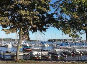 Seaside Downtown Apartment