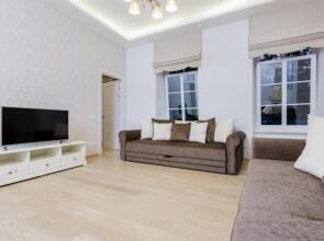 Center Avenue Apartments