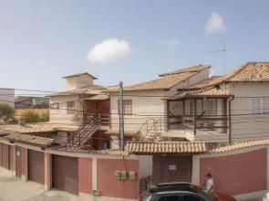 CONFORT -PRAIA DE DUNAS - (Praia do Forte)-CABO FRIO - PRÓXIMO DAS PRINCIPAIS ATRAÇÕES