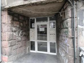 115 m2 - Top Center Artistic Apartment