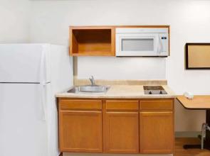 WoodSpring Suites College Station