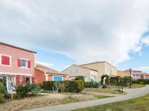 Les Berges du Canal by Ateya Vacances