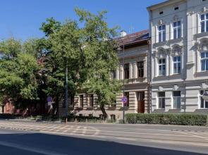 Ground Floor Studio in Cracow by Renters