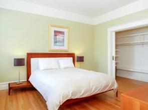 Fishermans Wharf 6 Bedroom Flat