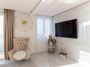 Sunset Home, Appartement de luxe front de lac