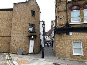 Spacious Flat in King's Cross