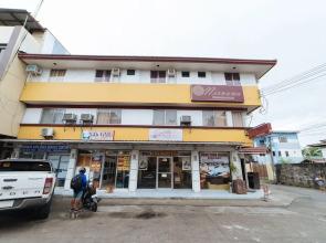 RedDoorz @ Rosario Street Bacolod