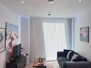 City Centre - 2-bed High Rise Apartment - Sleeps 4