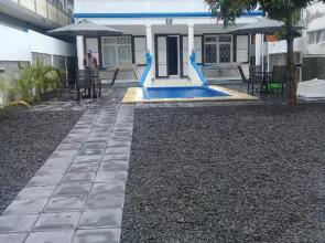 Villa Blue Marlin Iris